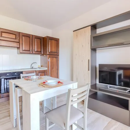 Felix House 1 Apartamento